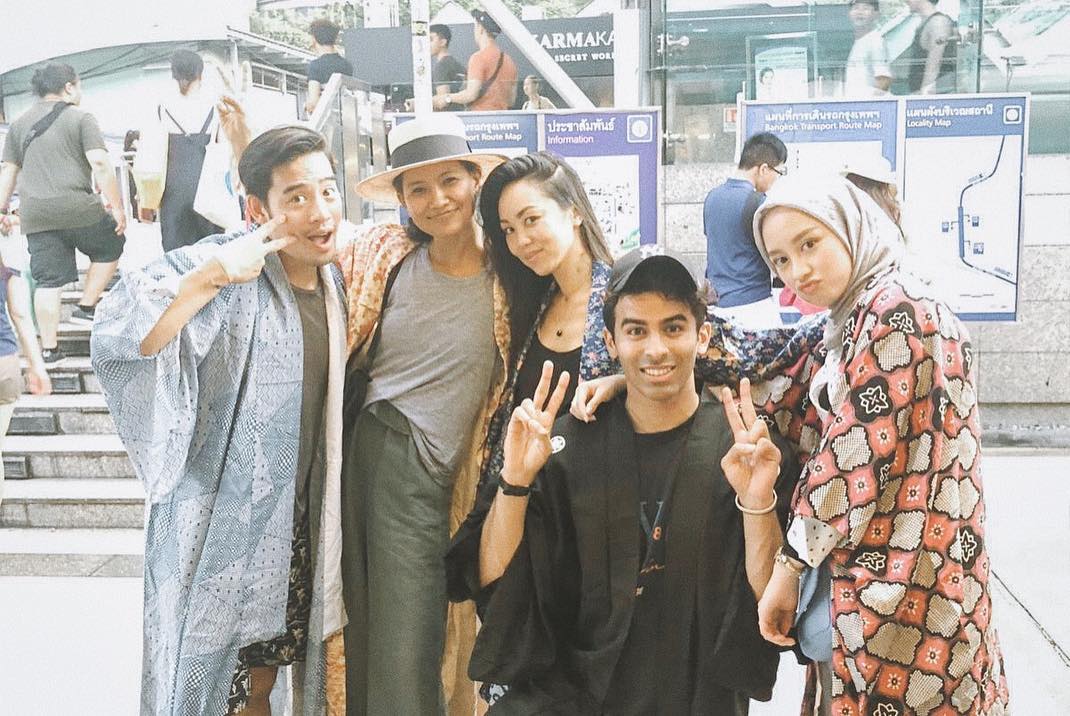 Customer wearing Sumo Vintage